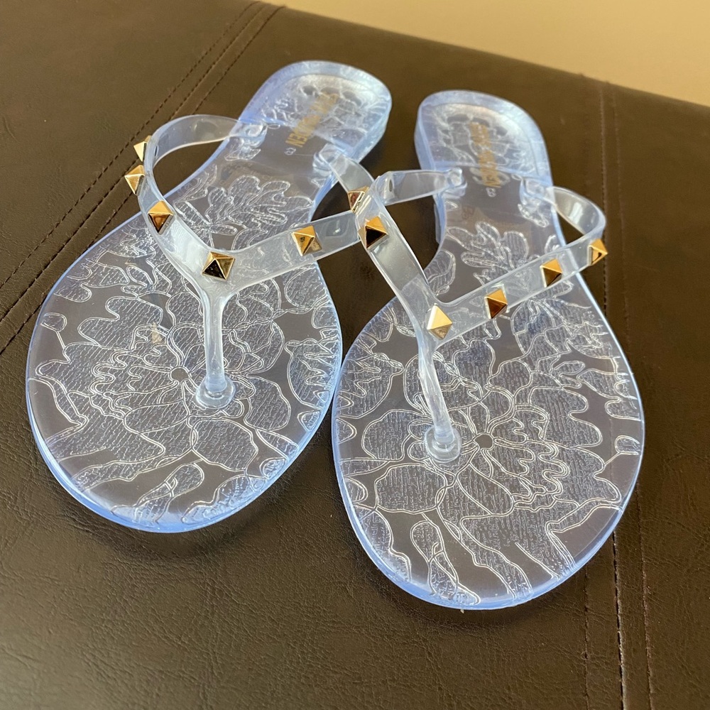 Steve Madden Clear Rubber Gold Studded Debut Sandal Size 8